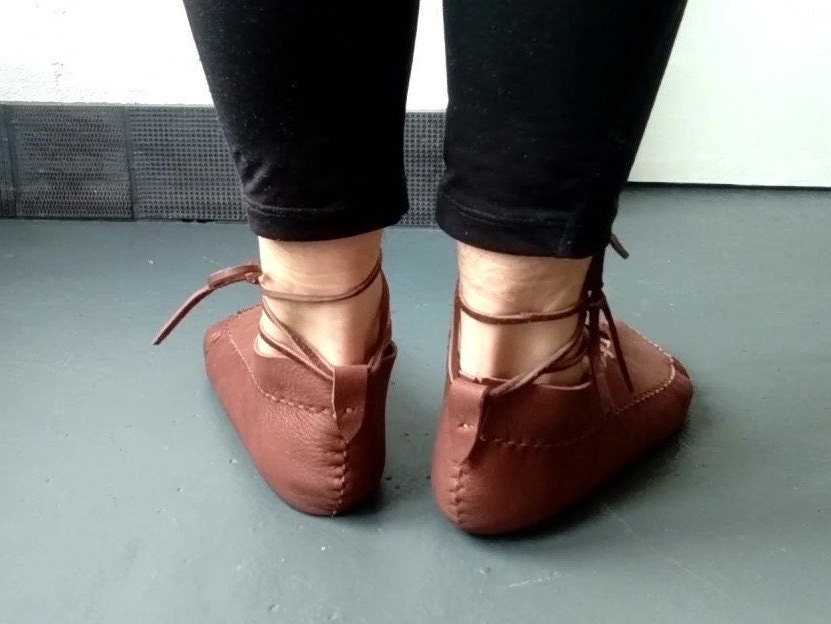 "Summer" Moccasins with Laces / Custom-Made Barefoot-Shoes Earthingmoccasins