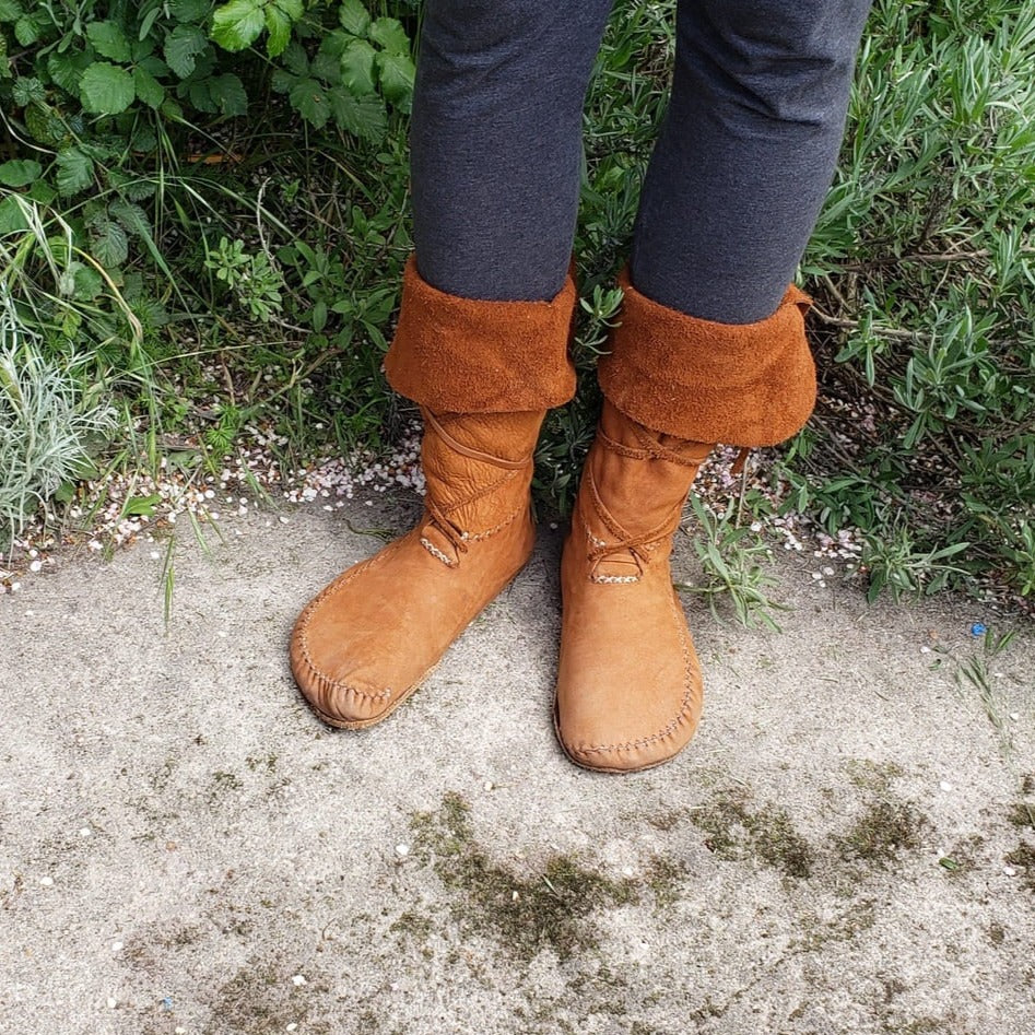 High leather boots with laces