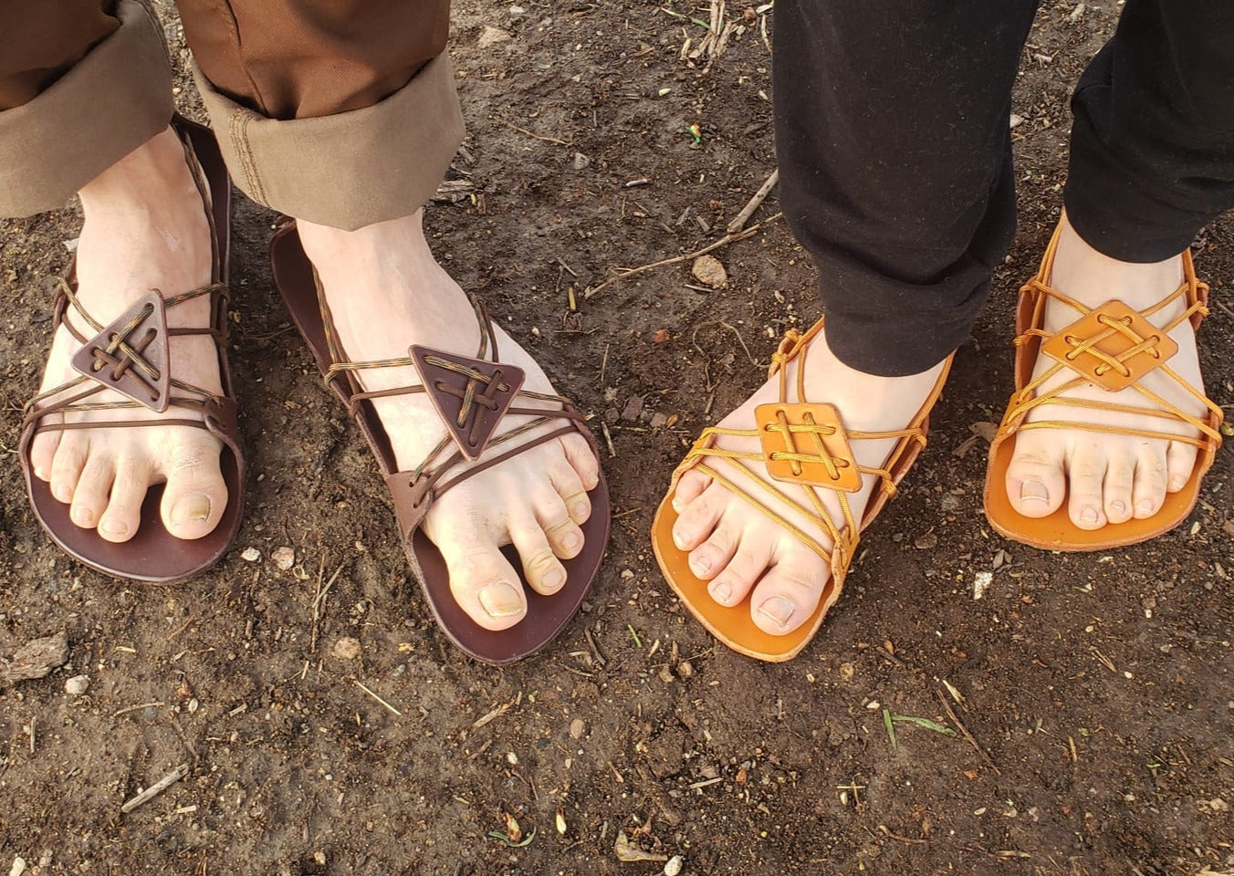 Minimalist Leather Sandals for Men and Women - Custom-Made Barefoot Sandals