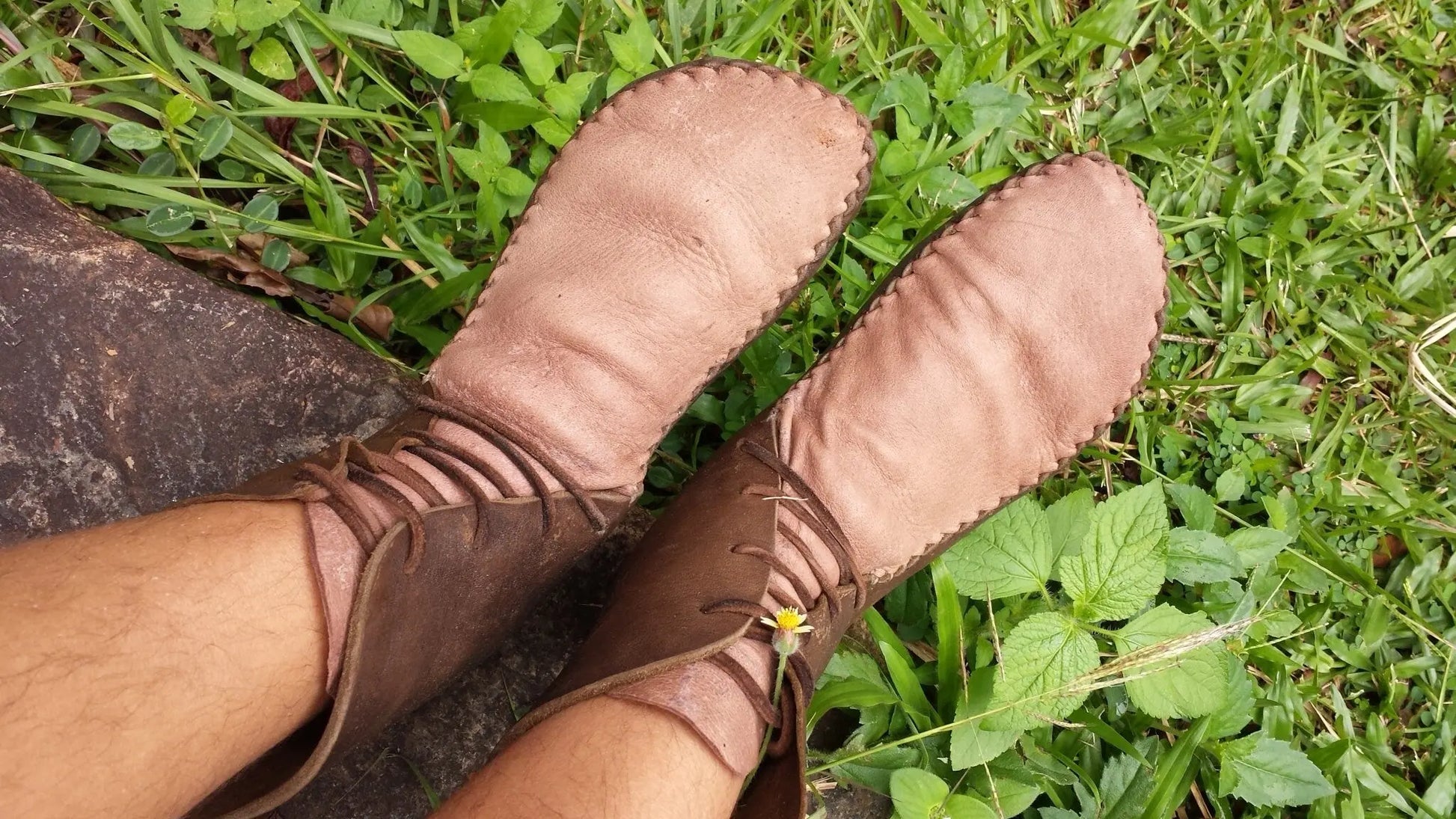 "Laced-Up Boots" / Custom-Made Barefoot-Boots Earthingmoccasins